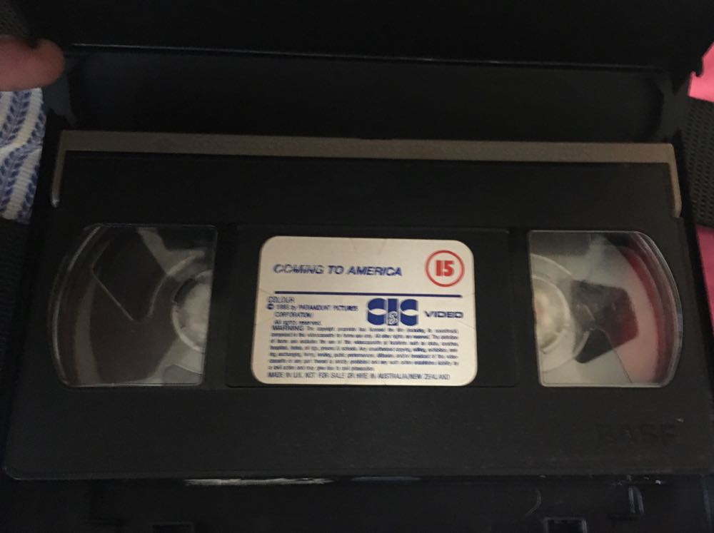 Coming to America (1988) VHS VHS movie collectible [Barcode 044008803034] - Main Image 3