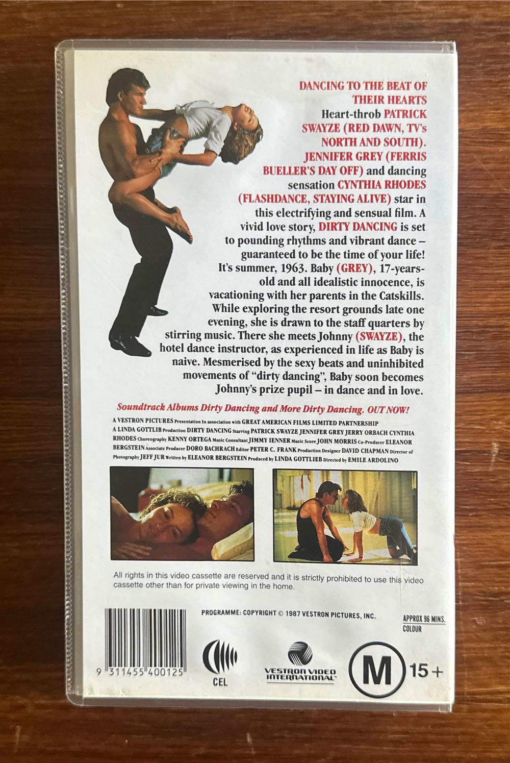 Dirty Dancing (1987) VHS VHS movie collectible [Barcode 9311455400125] - Main Image 2