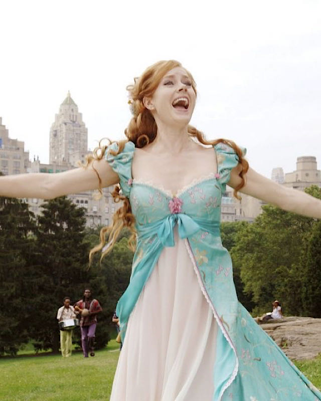 Enchanted DVD movie collectible [Barcode 786936716023] - Main Image 4