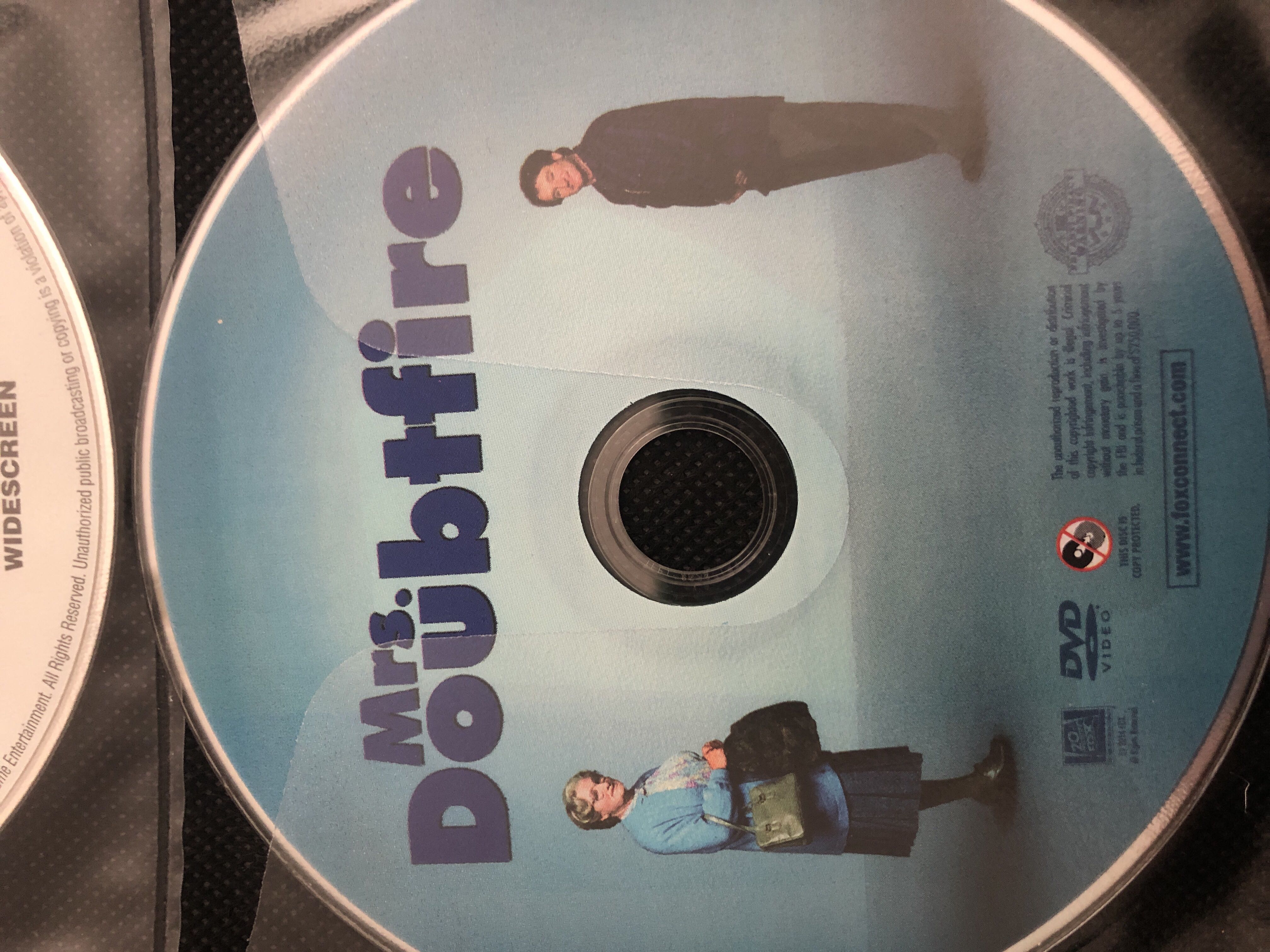 Mrs. Doubtfire DVD movie collectible [Barcode 024543047681] - Main Image 2