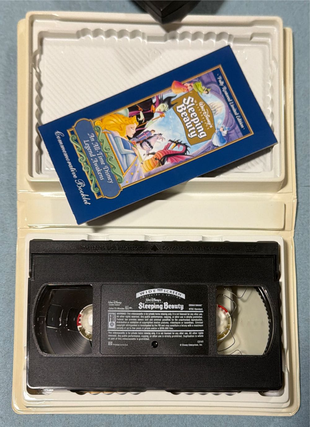 Sleeping Beauty VHS movie collectible [Barcode 786936056501] - Main Image 4