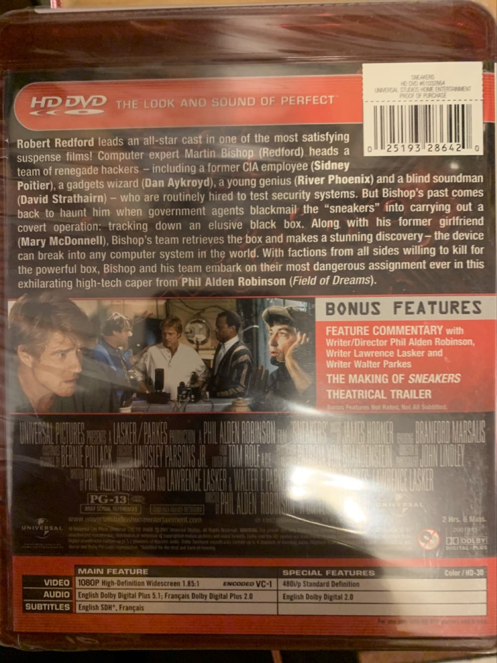 Sneakers HD DVD movie collectible [Barcode 025193286420] - Main Image 2