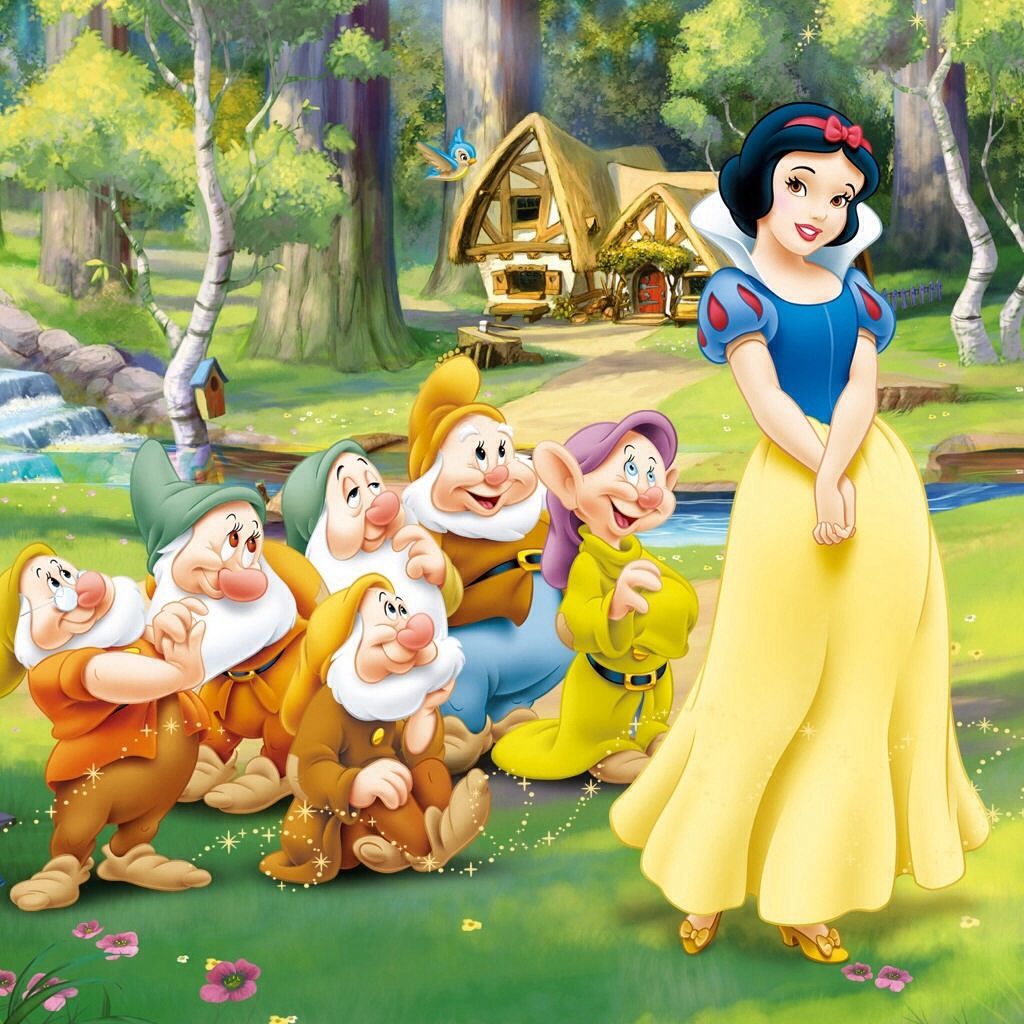 Snow White and the Seven Dwarfs VHS movie collectible [Barcode 717951524072] - Main Image 2