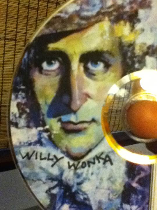 Willy Wonka & the Chocolate Factory Laser Disc movie collectible [Barcode 085391120667] - Main Image 2