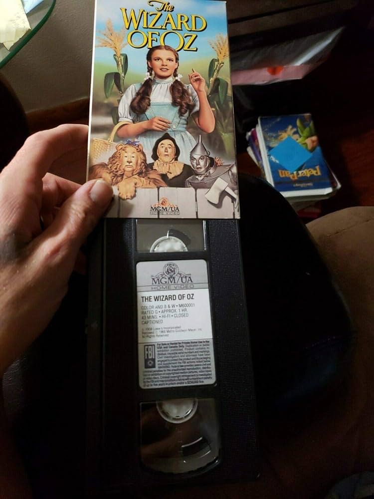 The Wizard Of Oz [VHS] VHS movie collectible [Barcode 9314468651232] - Main Image 3