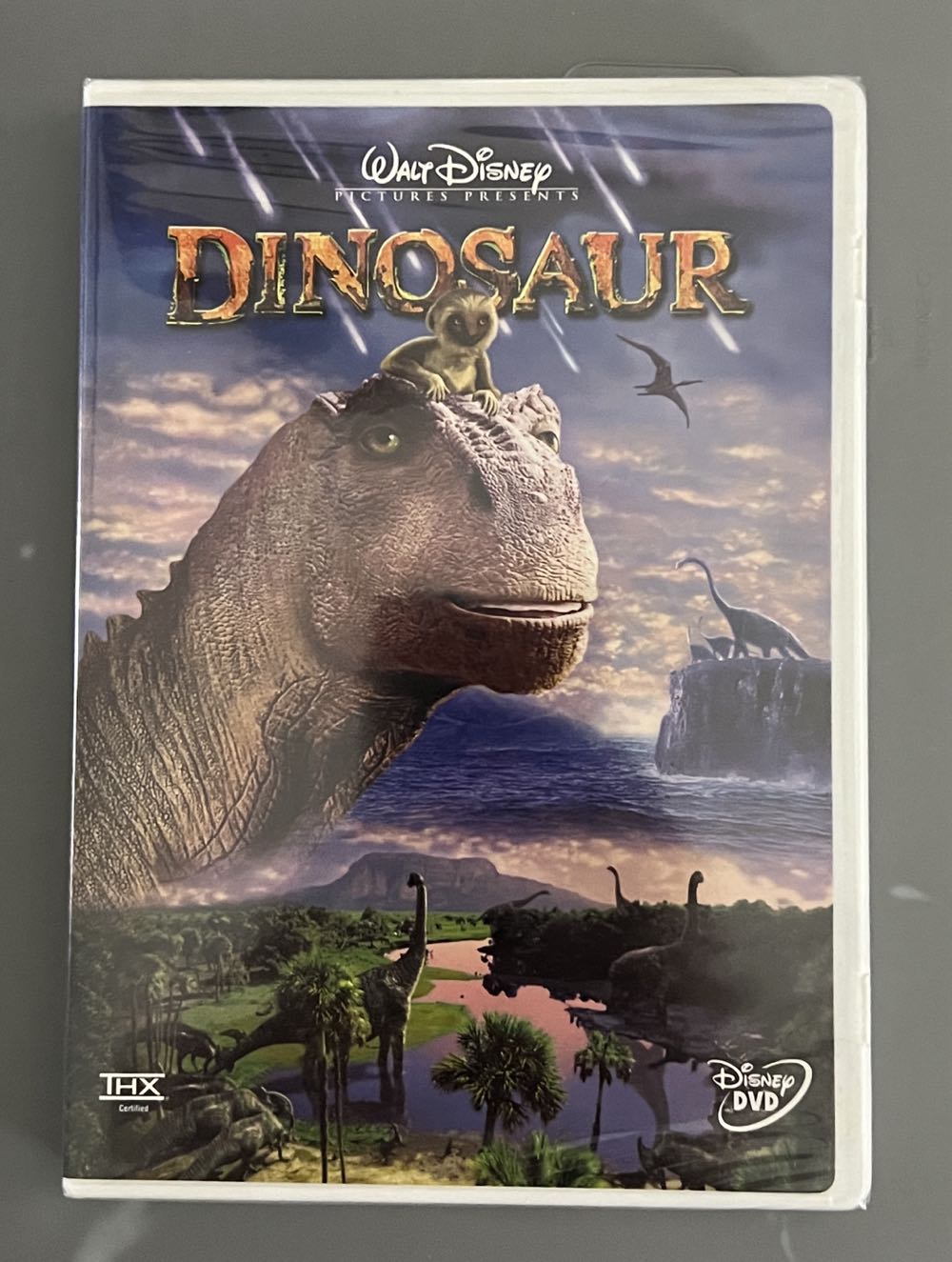 Dinosaur DVD movie collectible [Barcode 717951008381] - Main Image 4