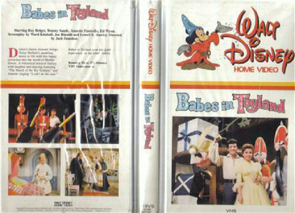 Babes In Toyland (1961) (Clamshell) VHS movie collectible [Barcode 717951119032] - Main Image 2