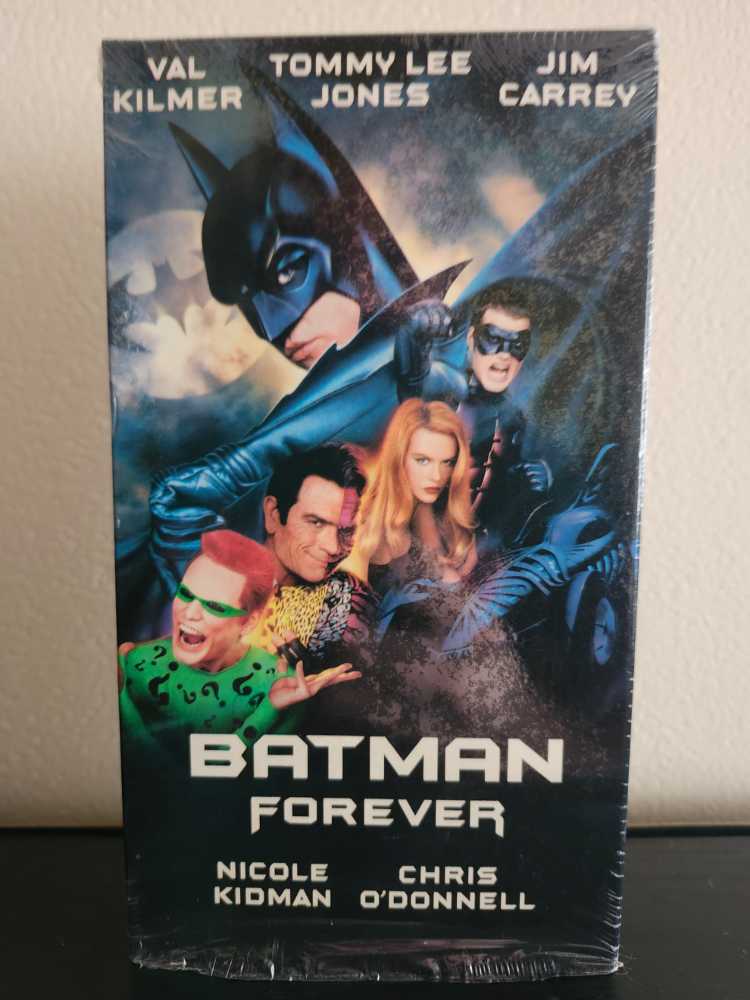 Batman #08:  Batman Forever Digital Copy movie collectible [Barcode 085391510130] - Main Image 3