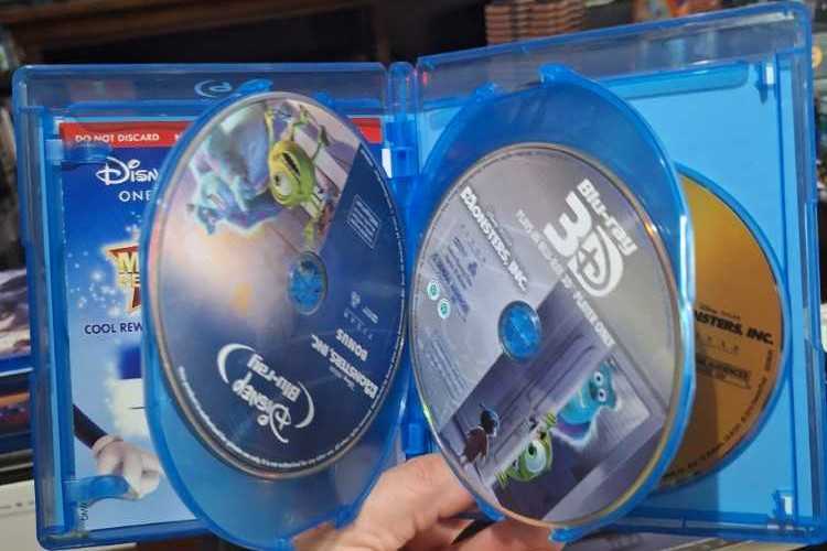 Monsters, Inc. Blu-ray movie collectible [Barcode 786936827415] - Main Image 4