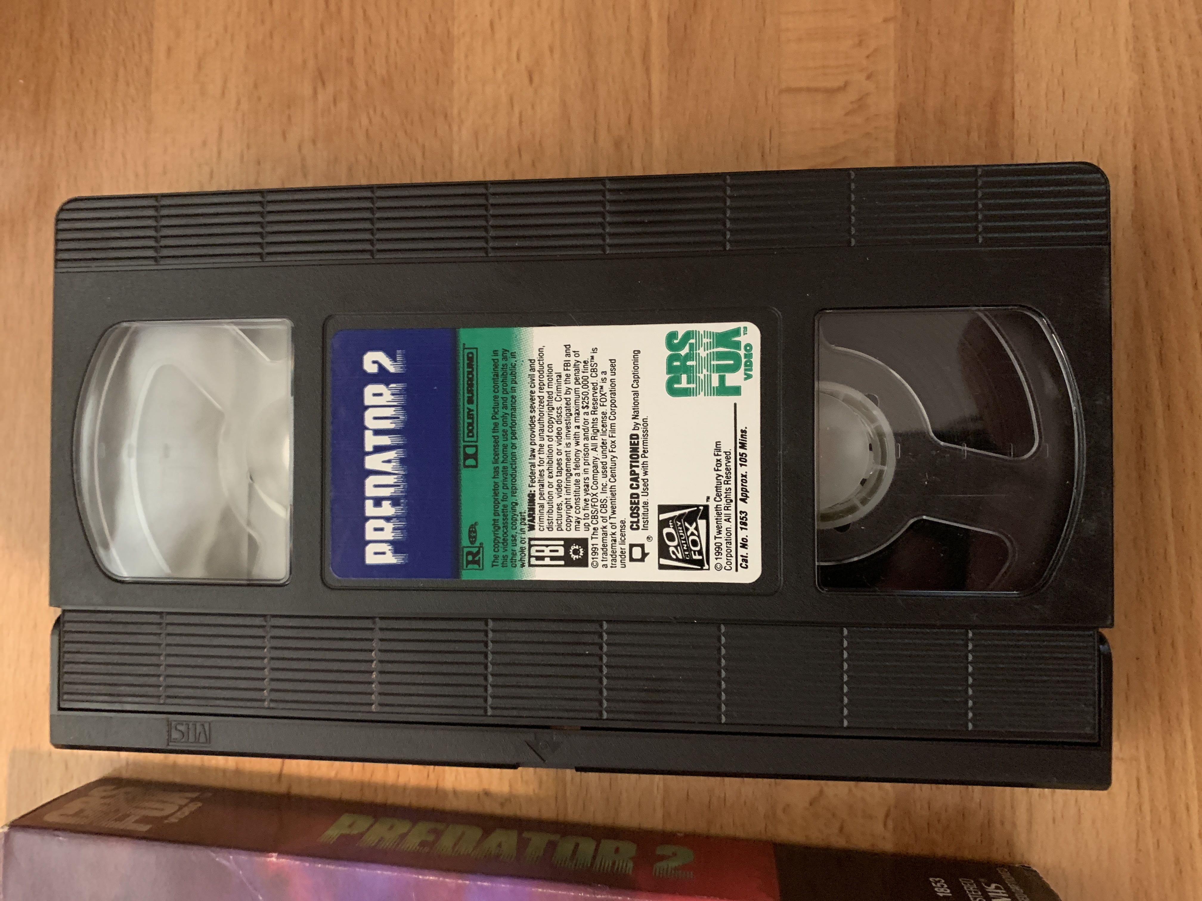 Predator 2 VHS movie collectible [Barcode 086162185335] - Main Image 3