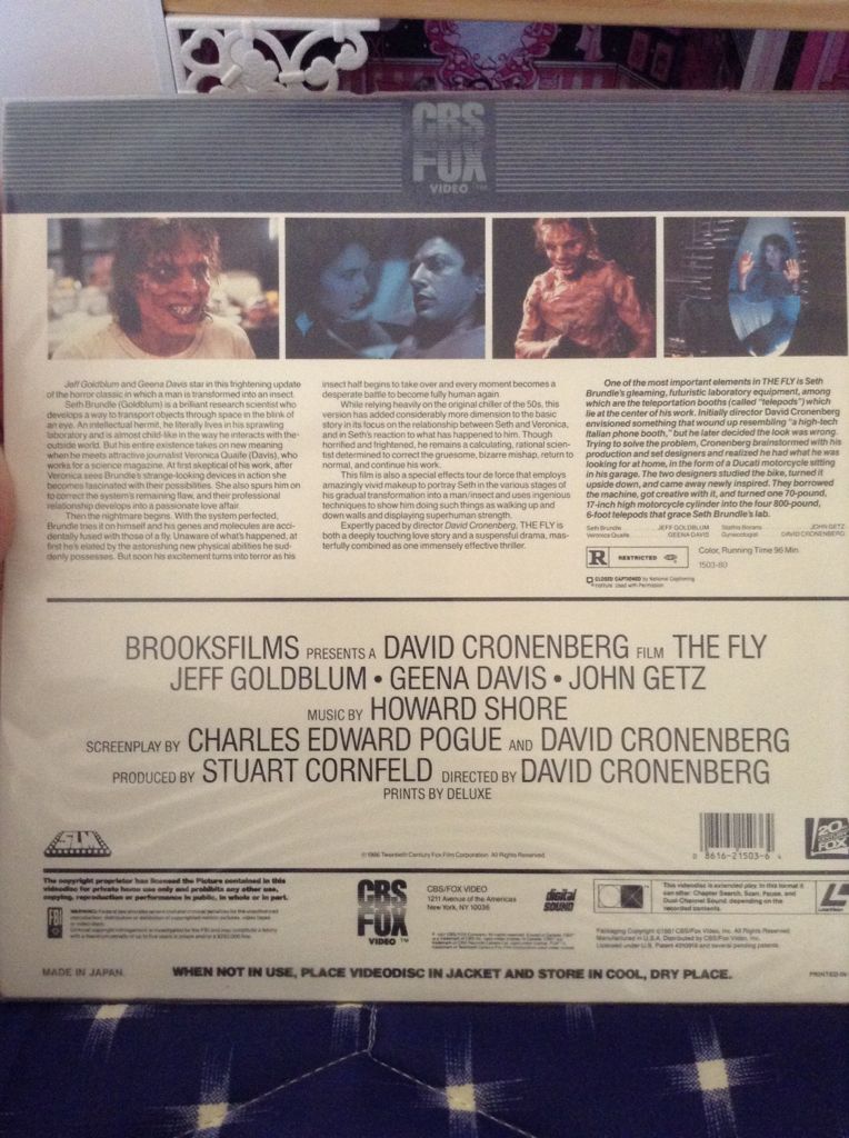 The Fly Laser Disc movie collectible [Barcode 086162150364] - Main Image 2