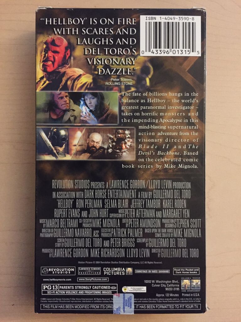 Hellboy (VHS) VHS movie collectible [Barcode 043396013155] - Main Image 2