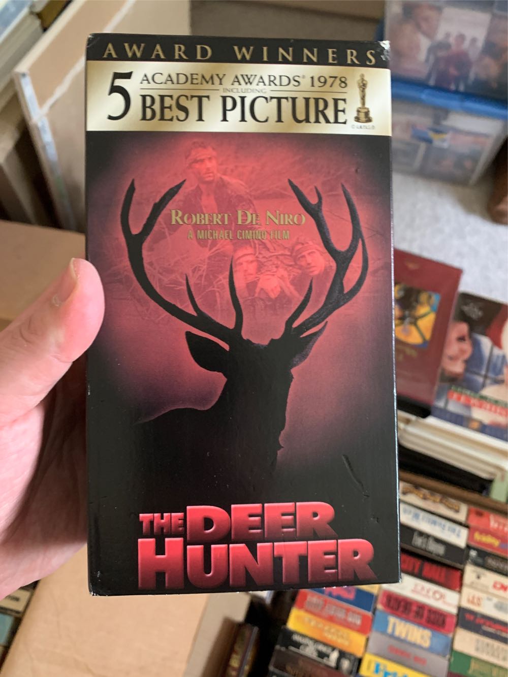 The Deer Hunter VHS movie collectible [Barcode 096898800037] - Main Image 3