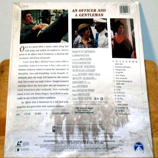 An Officer and a Gentleman Laser Disc movie collectible [Barcode 013023429369] - Main Image 2