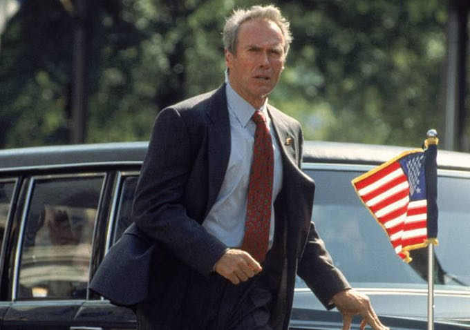 In The Line Of Fire Blu-ray movie collectible [Barcode 043396258754] - Main Image 3