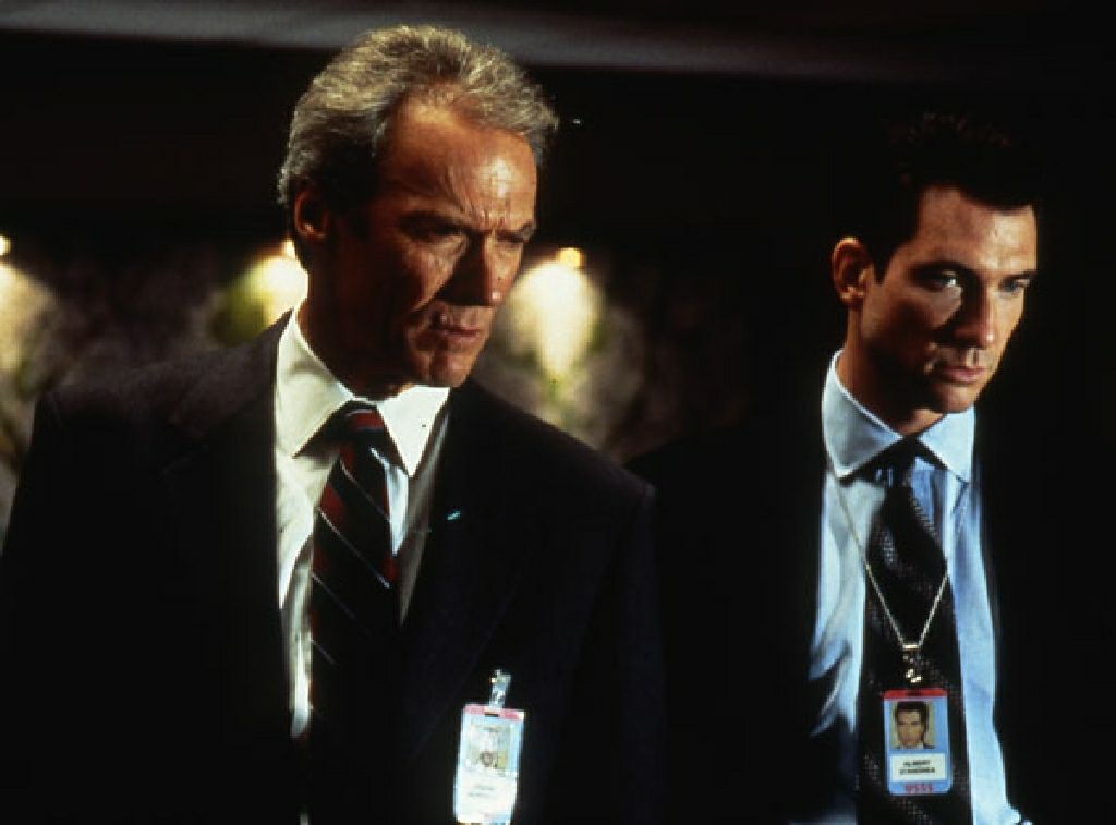 In The Line of Fire Blu-ray movie collectible [Barcode 5051160225678] - Main Image 2