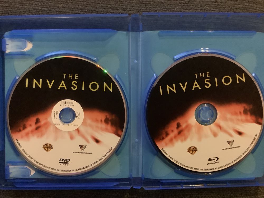 The Invasion Blu-ray movie collectible [Barcode 085391176183] - Main Image 3