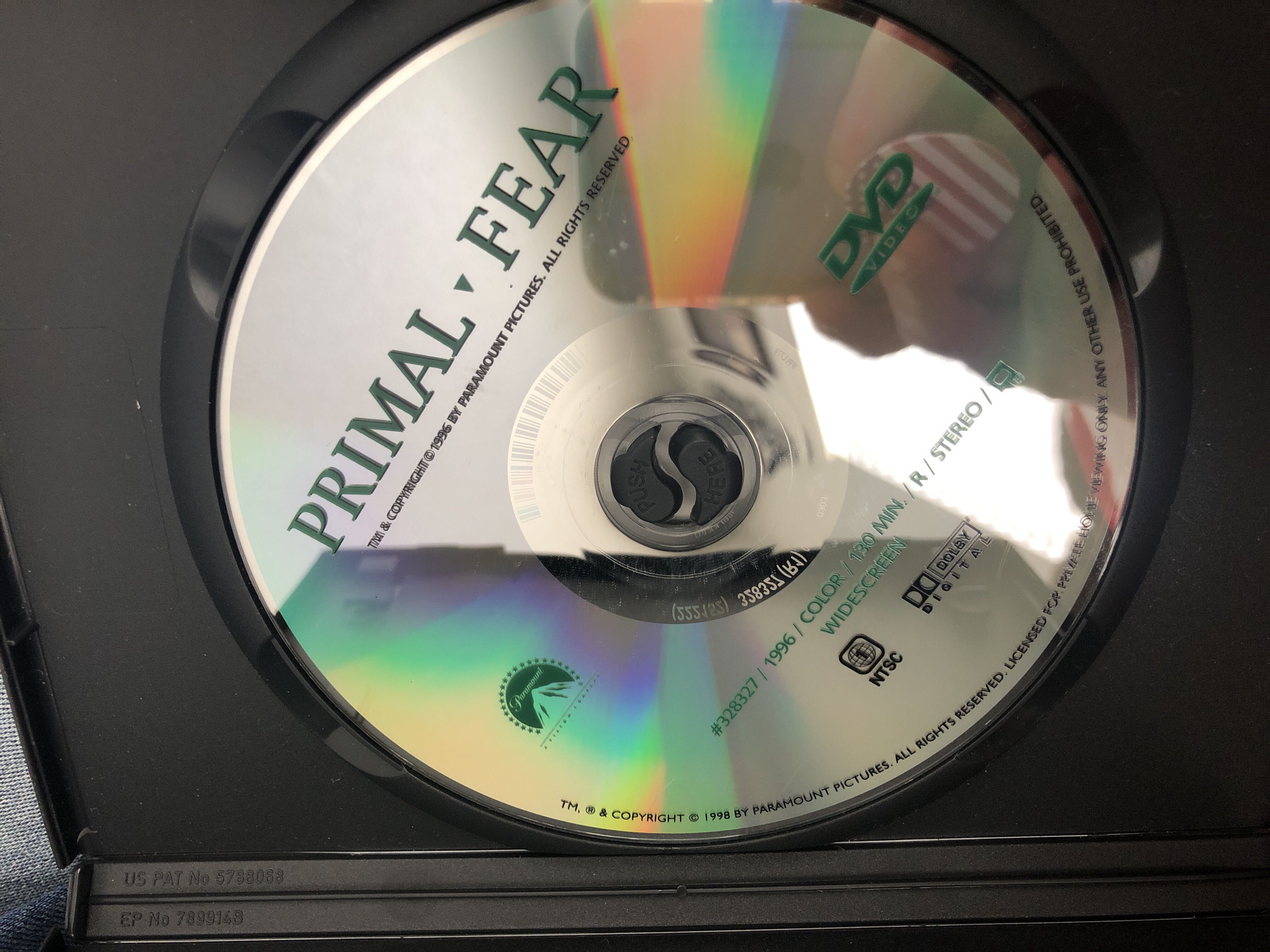 Primal Fear DVD movie collectible [Barcode 097363283270] - Main Image 3