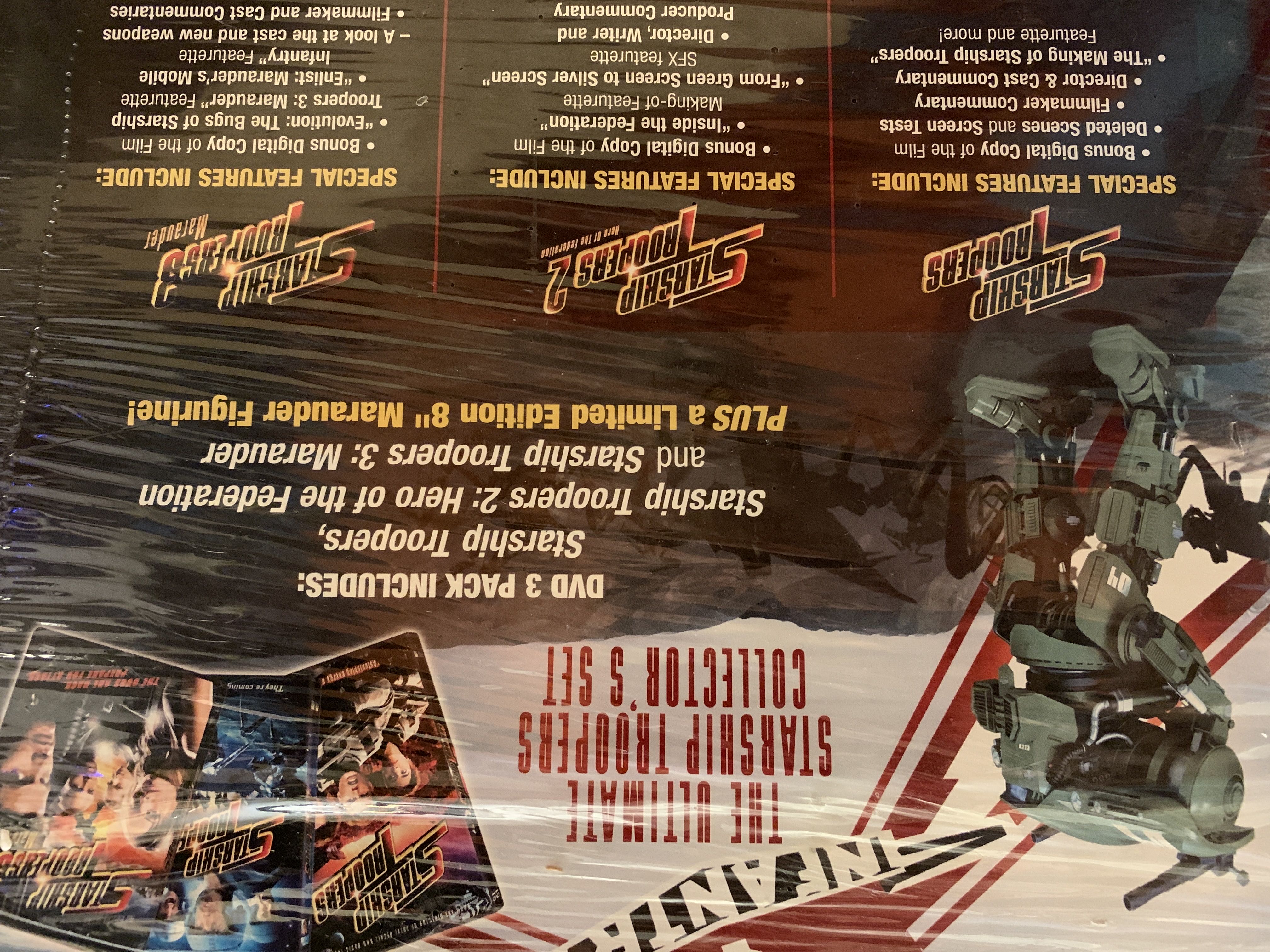 Starship Troopers 1-3 DVD movie collectible [Barcode 043396267404] - Main Image 3