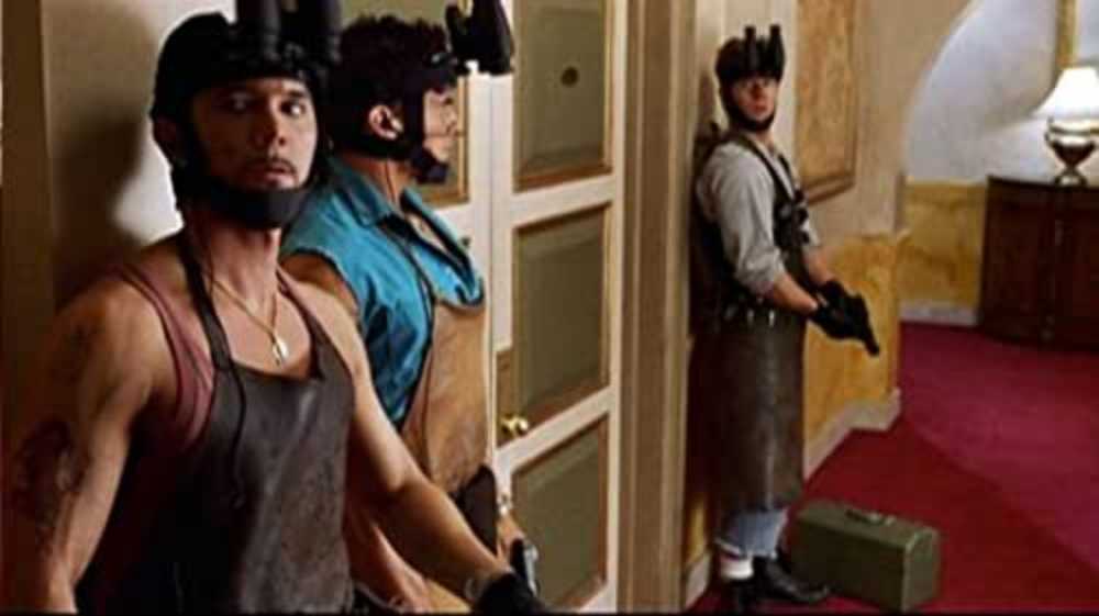 Big Hit, The DVD movie collectible [Barcode 043396026063] - Main Image 4