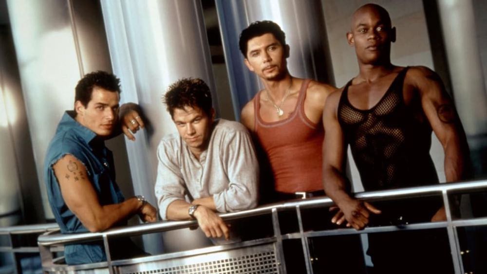 Big Hit Blu-ray movie collectible [Barcode 043396154155] - Main Image 4