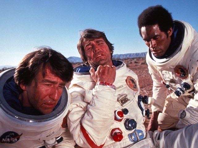 Capricorn One Movies Anywhere movie collectible [Barcode 012236047506] - Main Image 4