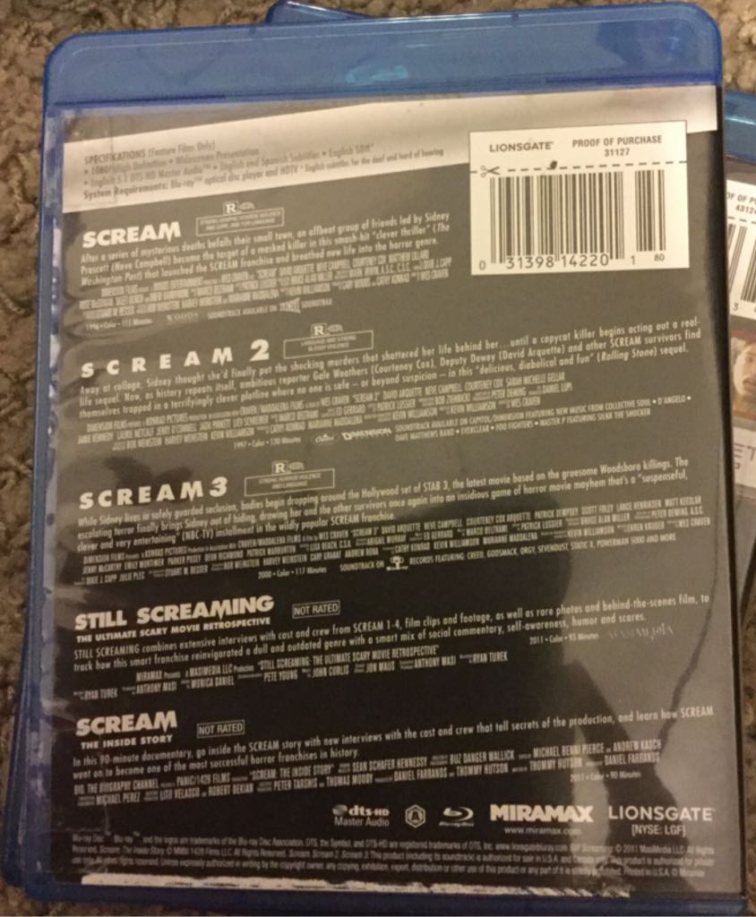 Scream Blu-ray movie collectible [Barcode 031398140849] - Main Image 2