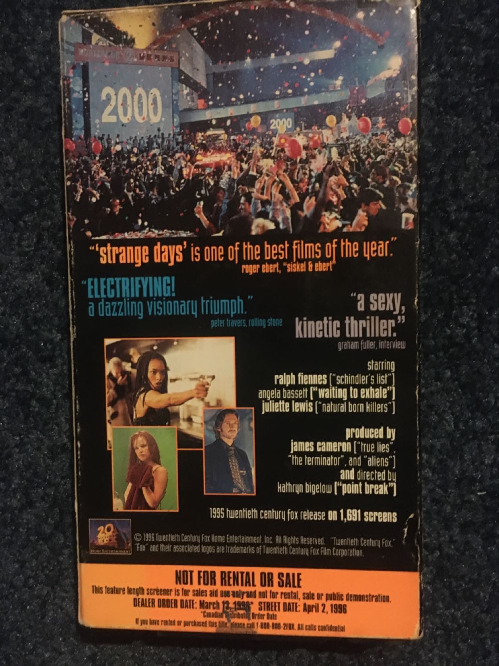 Strange Days VHS movie collectible [Barcode 086162893933] - Main Image 3