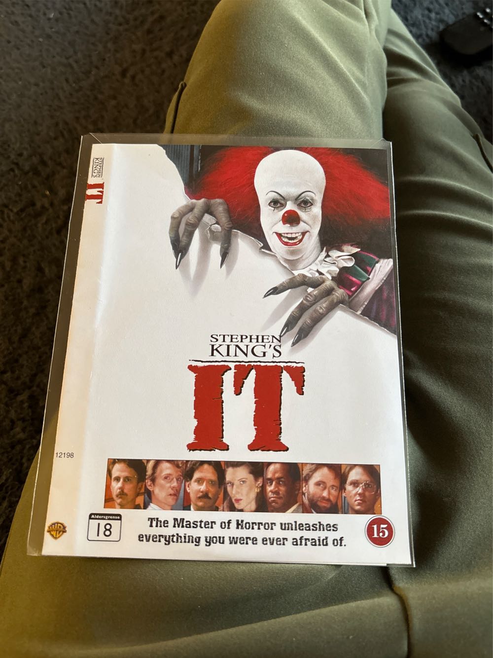 It DVD movie collectible [Barcode 5051895037782] - Main Image 2