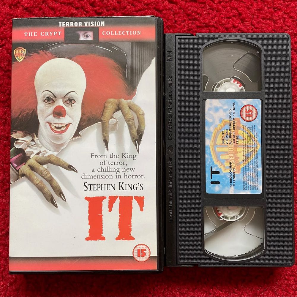 Stephen King’s IT [VHS] VHS movie collectible [Barcode 8010001219839] - Main Image 2