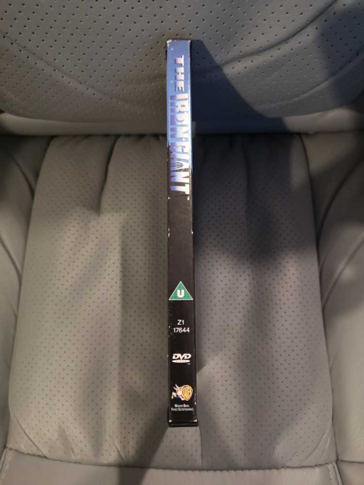 Iron Giant, The DVD movie collectible [Barcode 7321900176446] - Main Image 3