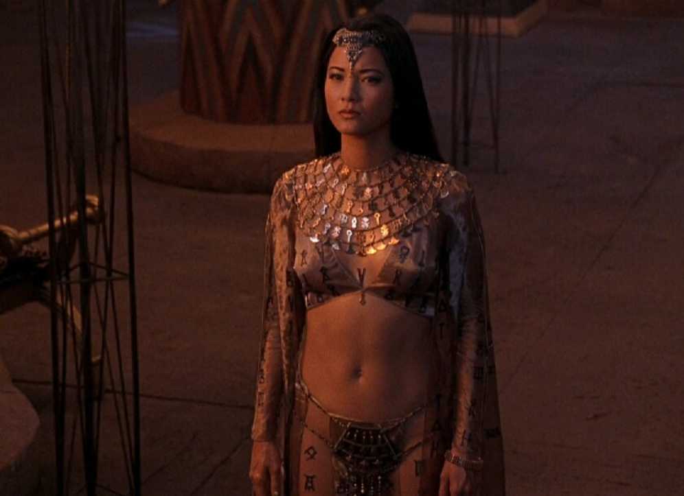 The Scorpion King 📀 DVD movie collectible [Barcode 025192241222] - Main Image 3