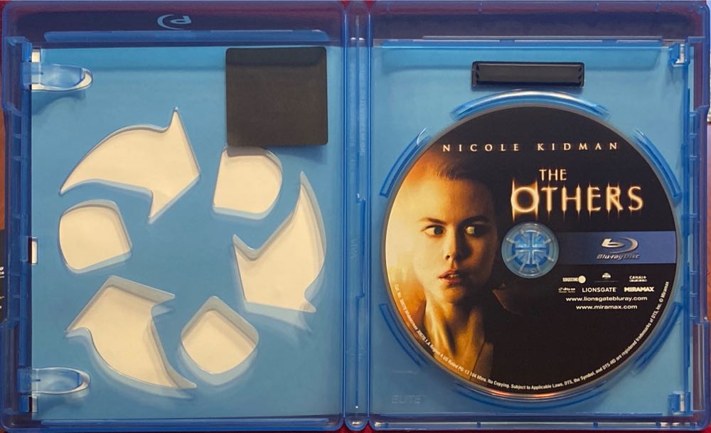 The Others 4k 4K Ultra HD movie collectible [Barcode 031398147763] - Main Image 3