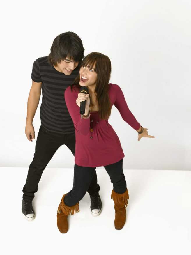 Camp Rock DVD movie collectible [Barcode 7899307910524] - Main Image 4