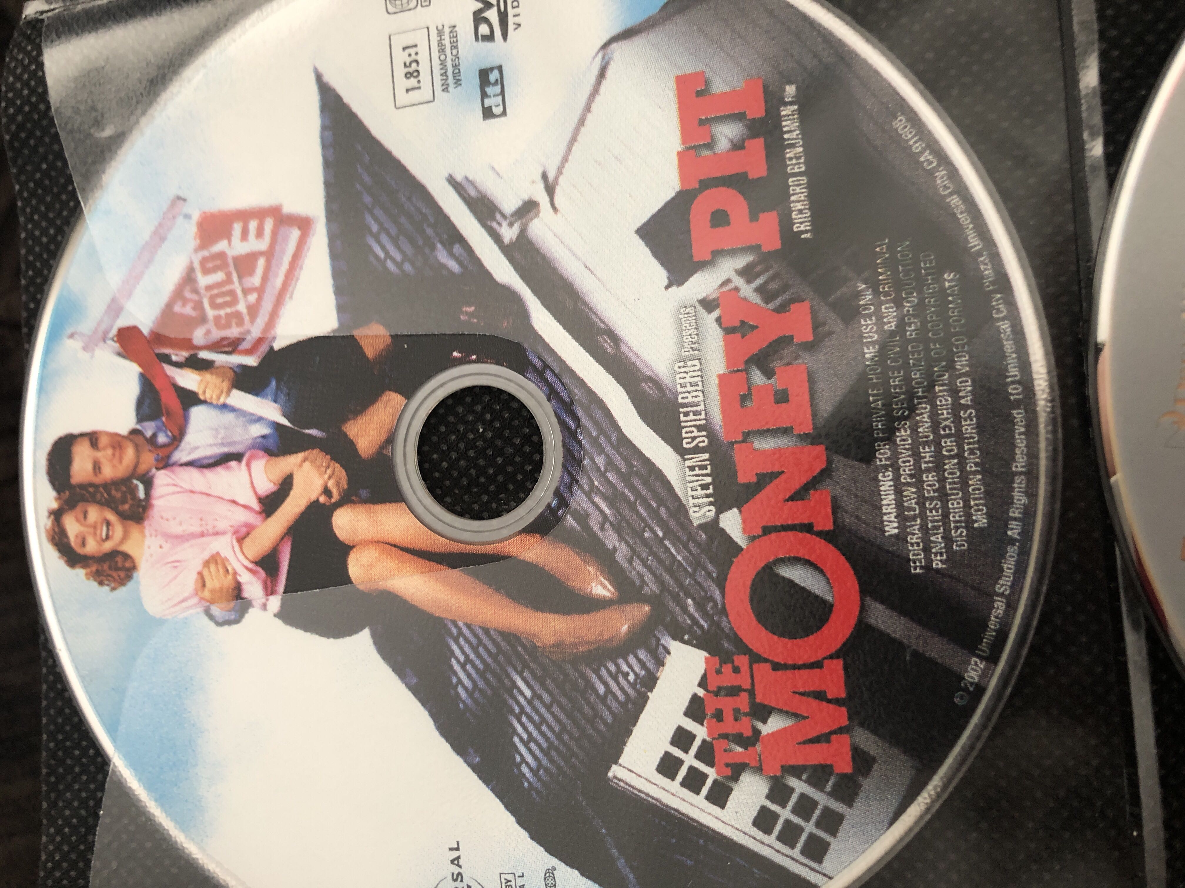 Money Pit, The.   F115 DVD movie collectible [Barcode 025192053726] - Main Image 3