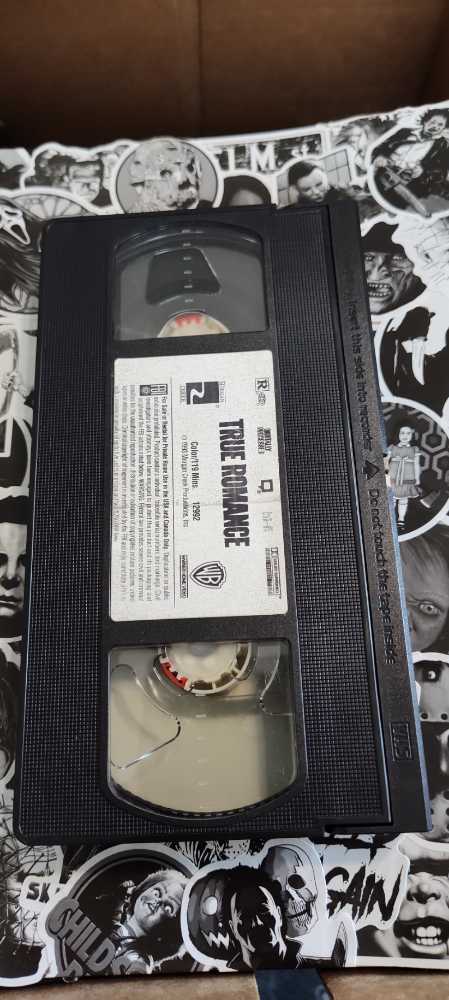 True Romance VHS movie collectible [Barcode 085391299233] - Main Image 4