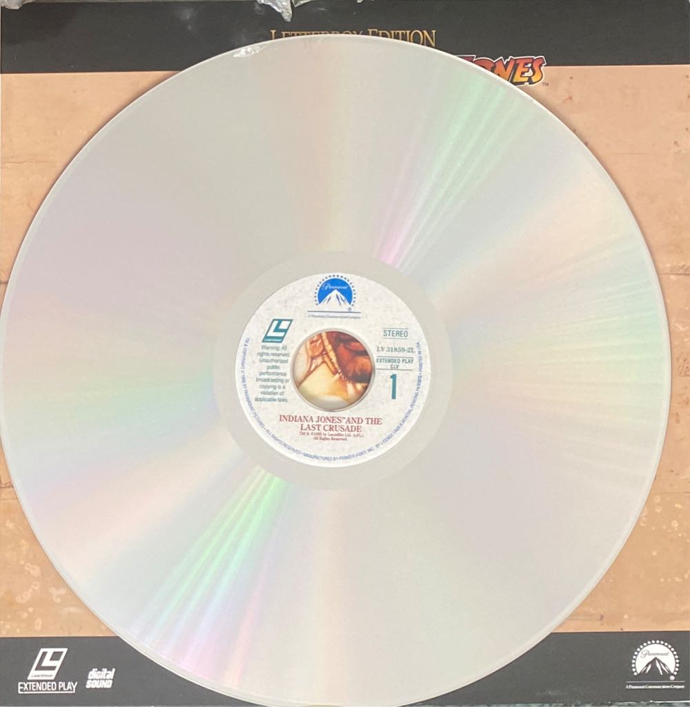 Indiana Jones III: The Last Crusade Laser Disc movie collectible [Barcode 013023239838] - Main Image 3