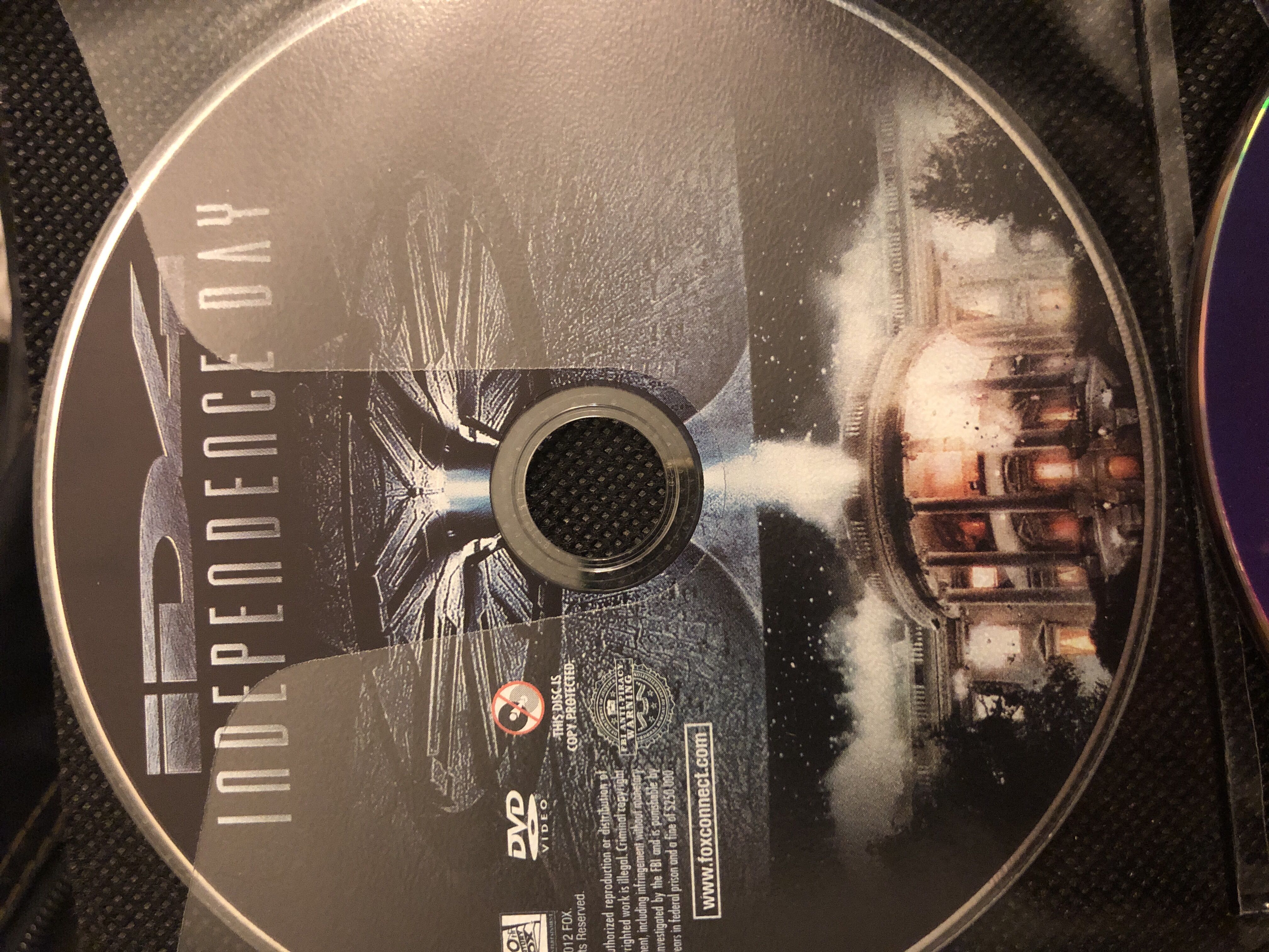 Independence Day DVD movie collectible [Barcode 024543000457] - Main Image 3