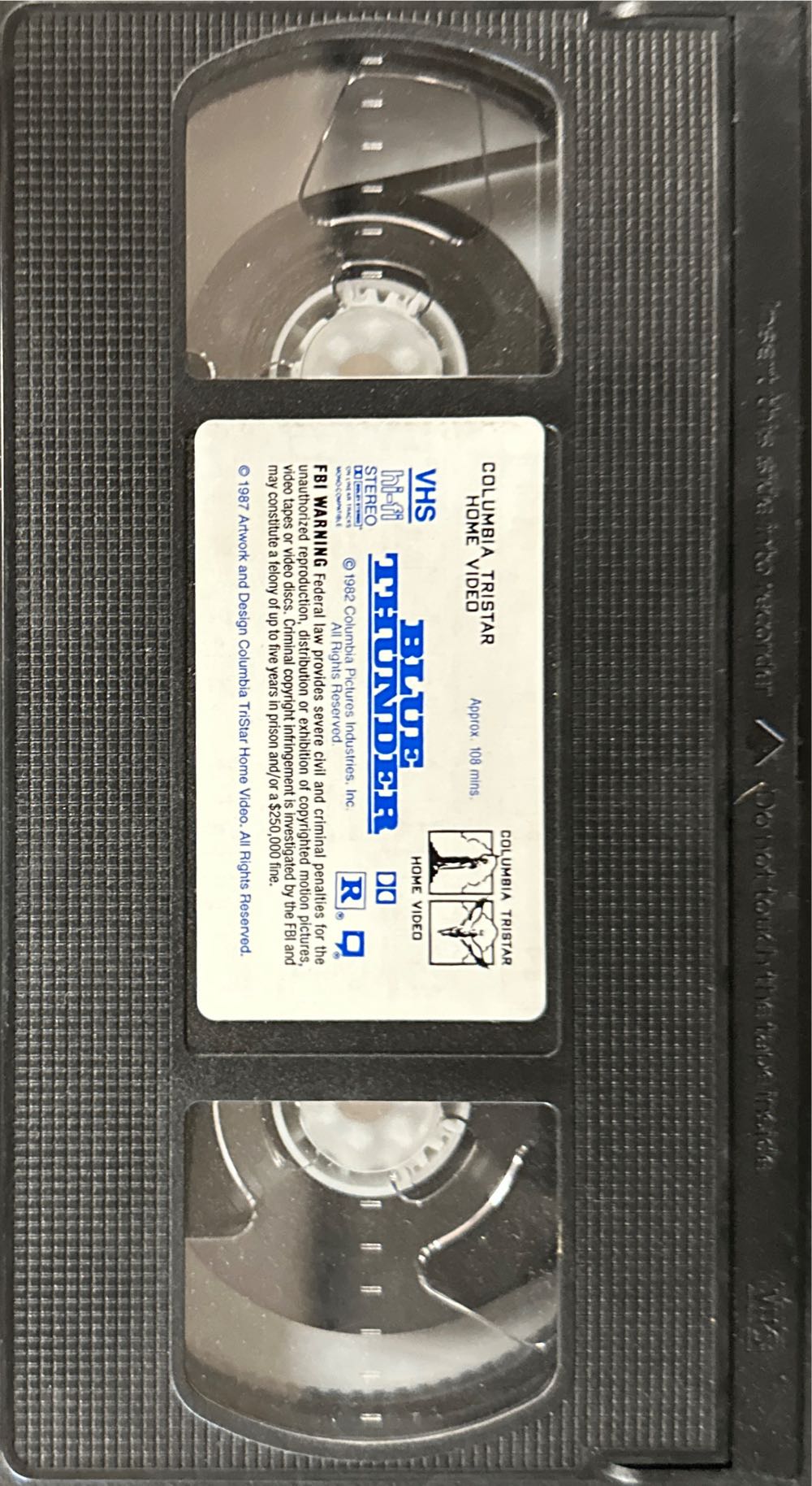 Blue Thunder VHS movie collectible [Barcode 1871304619] - Main Image 4