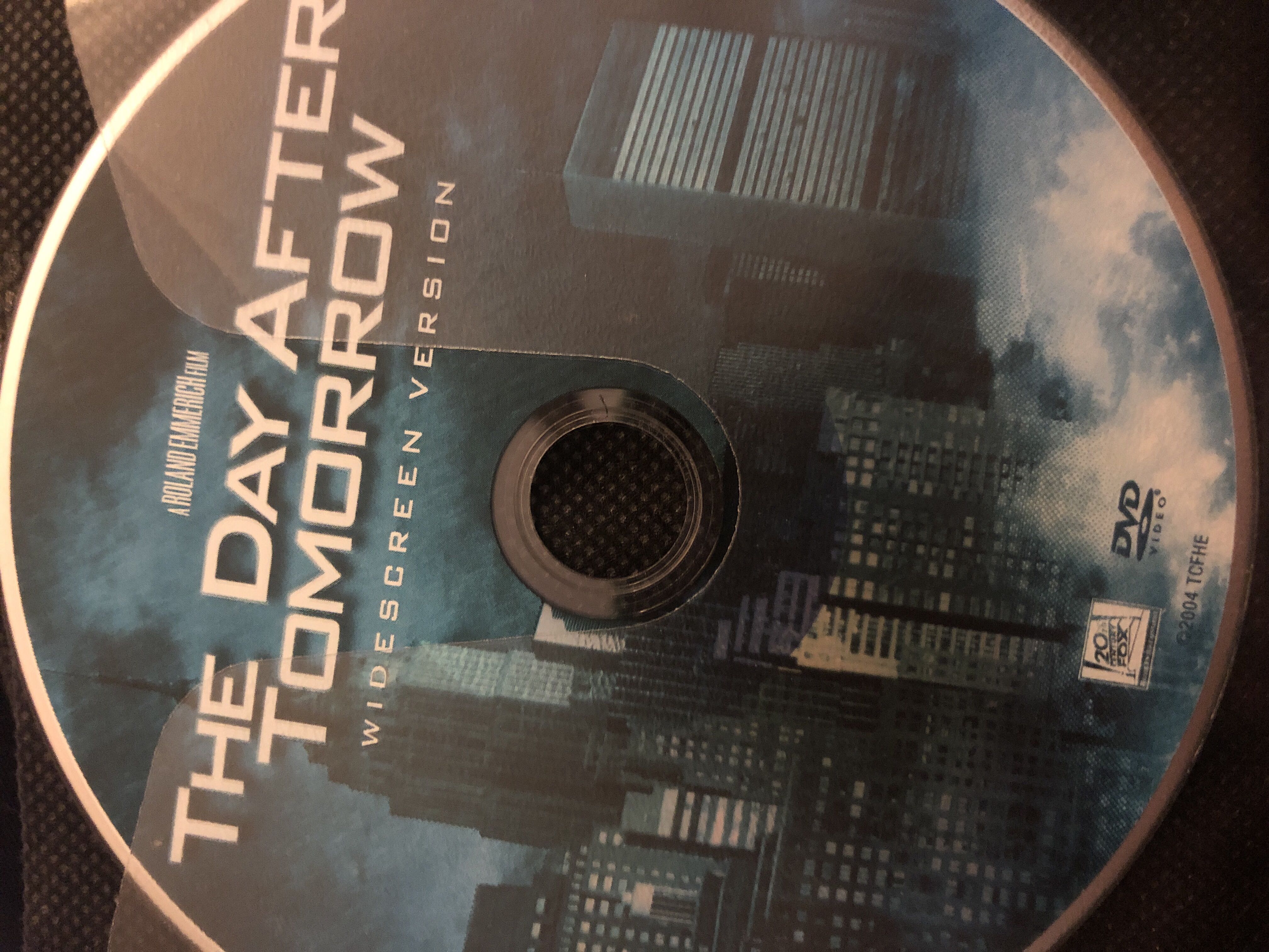 The Day After Tomorrow DVD movie collectible [Barcode 0024543135548] - Main Image 3
