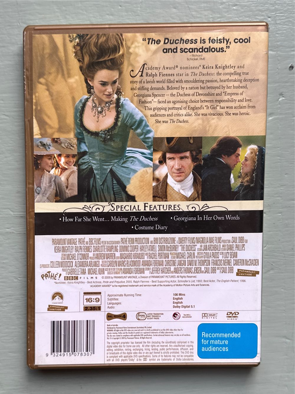 The Duchess DVD movie collectible [Barcode 9324915078307] - Main Image 2