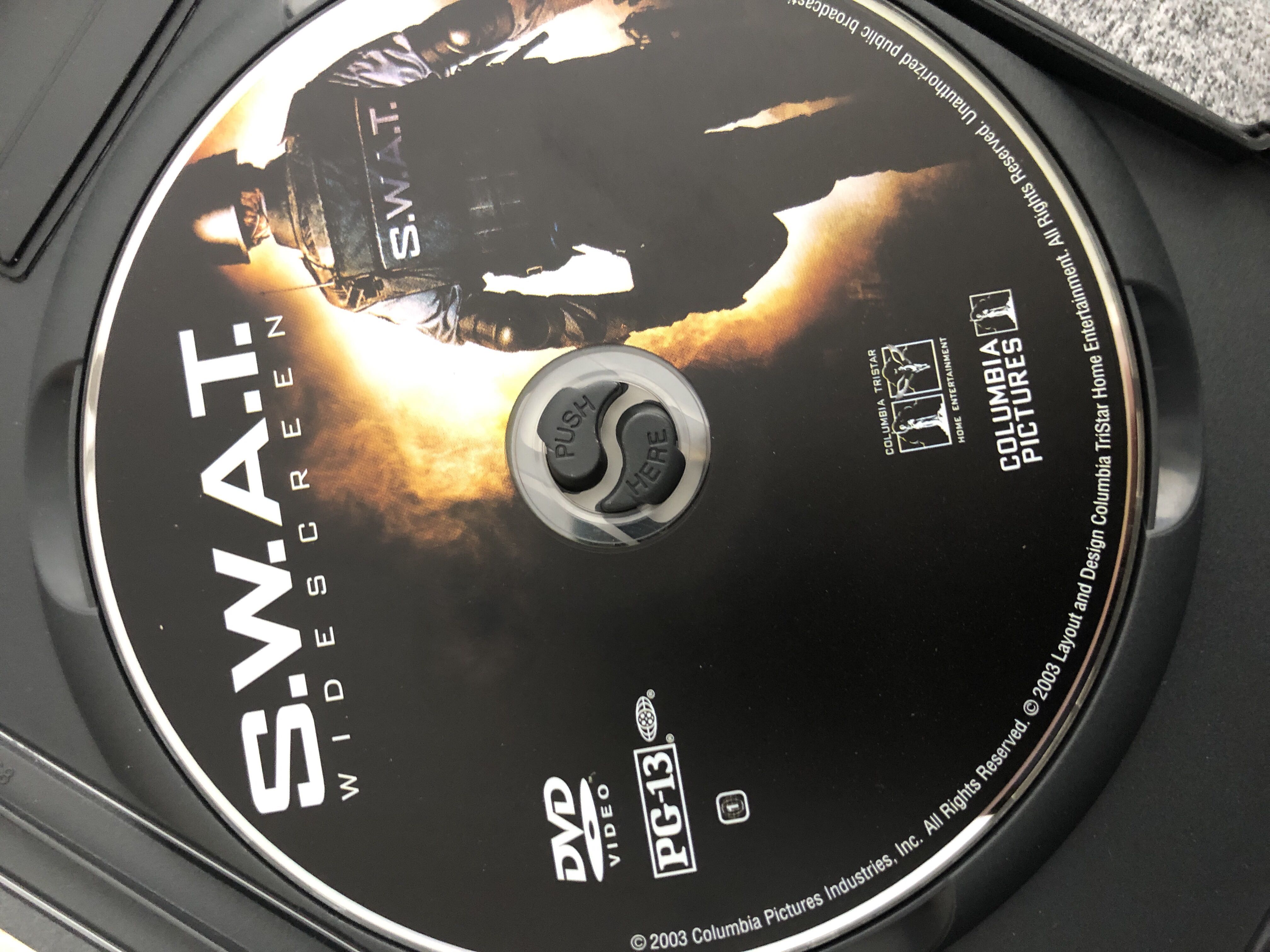 S.W.A.T. DVD movie collectible [Barcode 043396006249] - Main Image 3