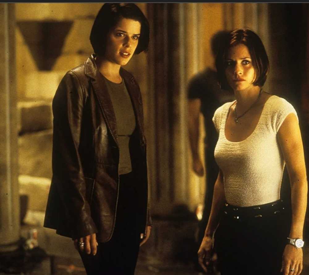 Scream 2 Digital Copy movie collectible [Barcode 71795100995] - Main Image 2
