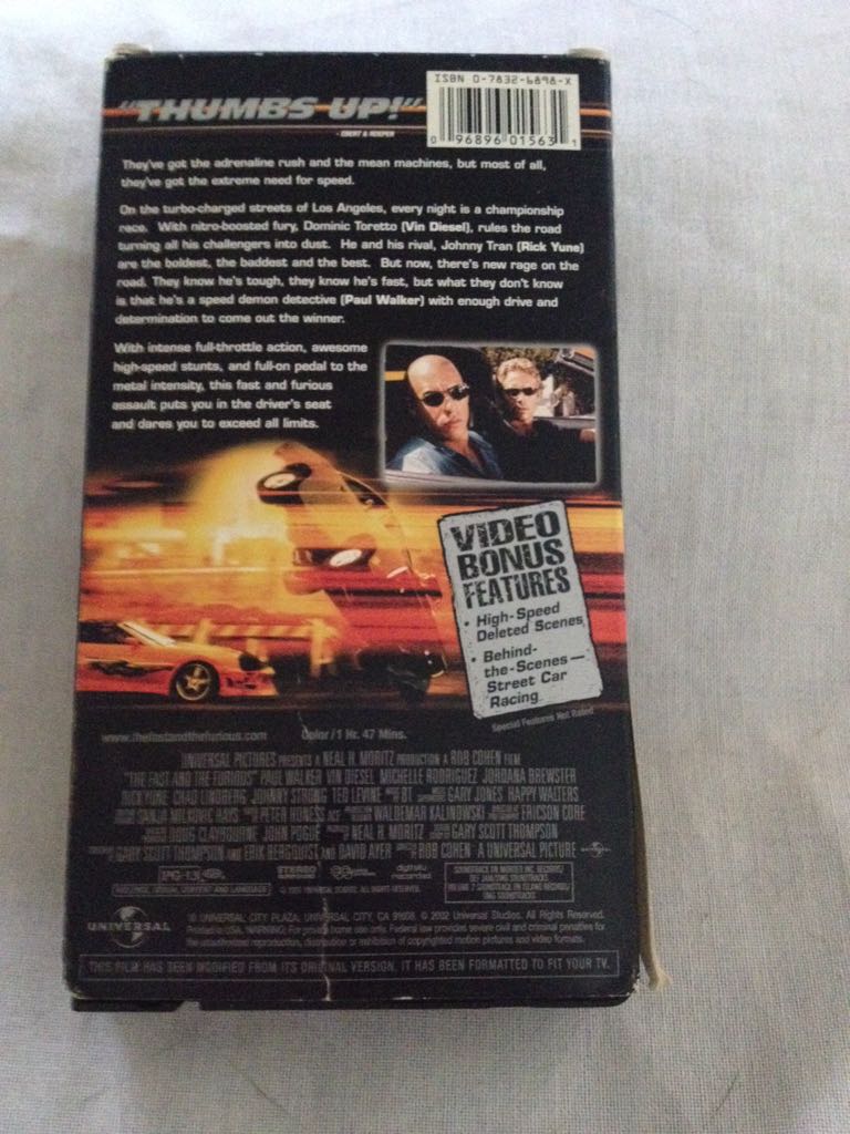 The Fast and the Furious UMD movie collectible [Barcode 025192857225] - Main Image 2