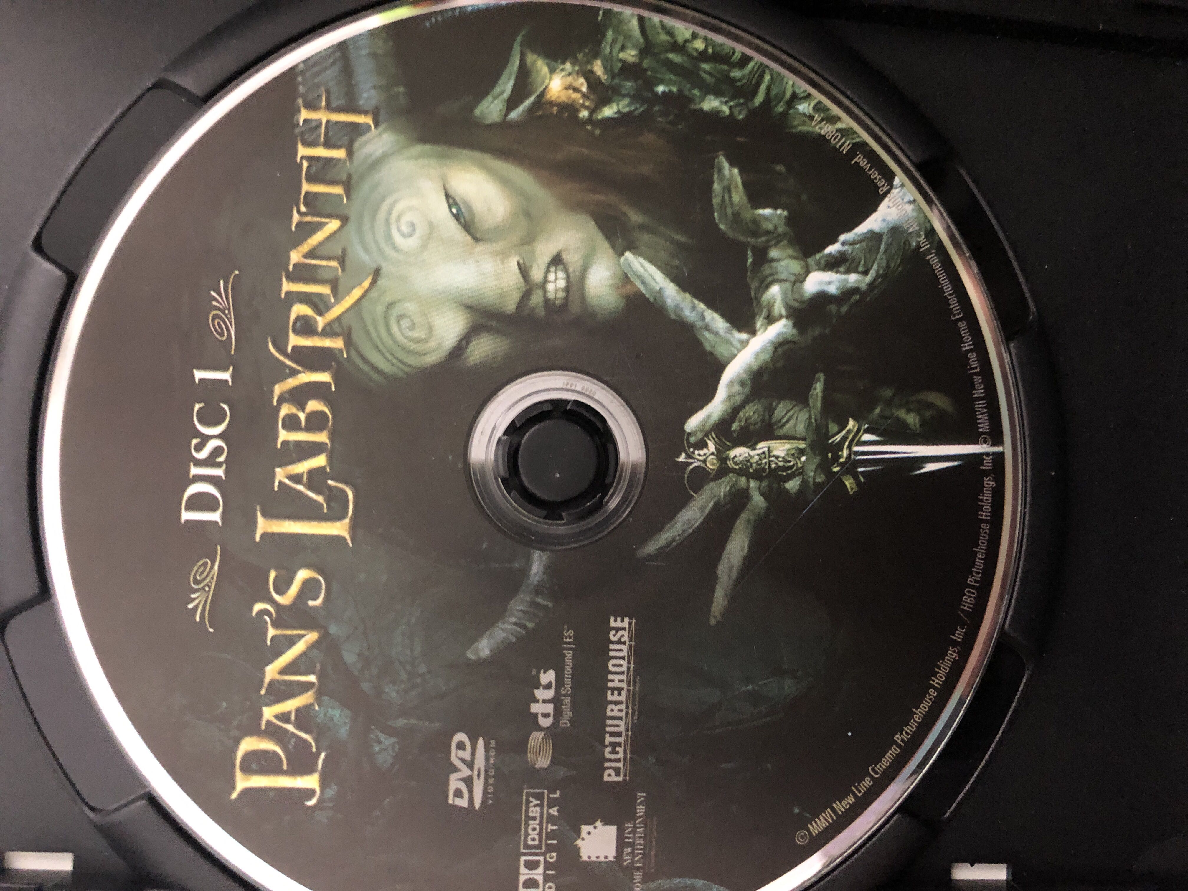 Pan’s Labyrinth DVD movie collectible [Barcode 794043108877] - Main Image 3