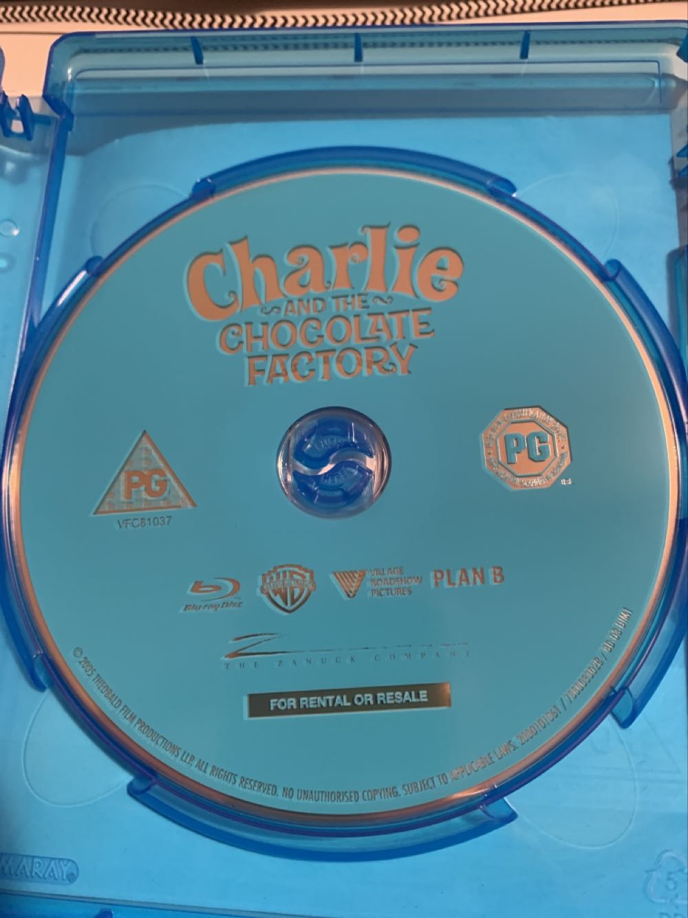Willy Wonka And The Chocolate Factory 3: Charlie And The Chocolate Factory Blu-ray movie collectible [Barcode 5051892004985] - Main Image 3