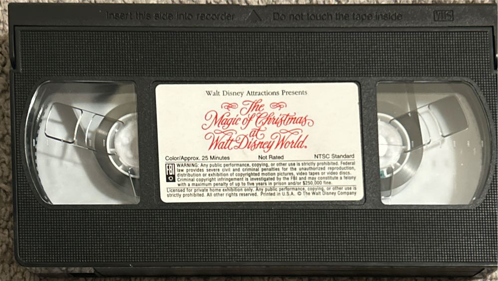 The Magic of Christmas at Walt Disney World VHS movie collectible [Barcode 400107120135] - Main Image 3