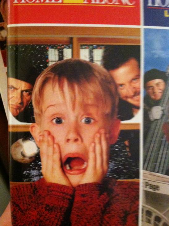 Home Alone Blu-ray movie collectible [Barcode 091100006214] - Main Image 1