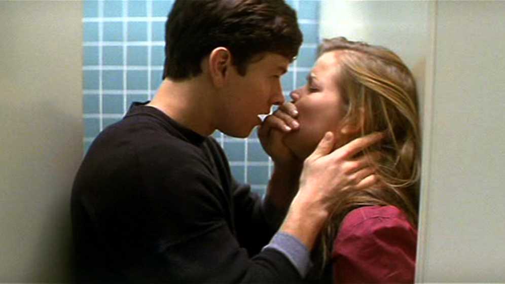 Fear DVD movie collectible [Barcode 044007861325] - Main Image 3