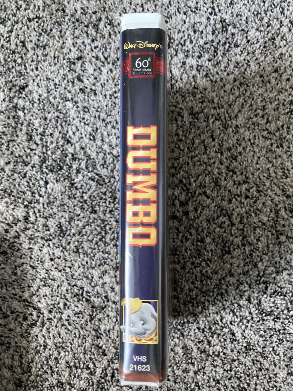 Dumbo VHS movie collectible [Barcode 786936144468] - Main Image 3